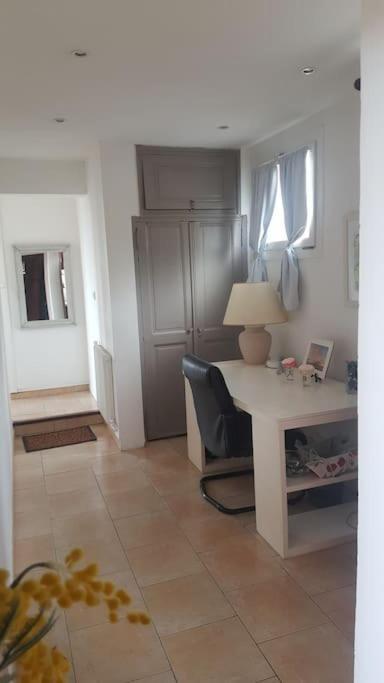 De 1 A 6 Avec Terrasse Solarium, Vue Panoramique Et Parking Gratuit Apartamento Grasse Exterior foto